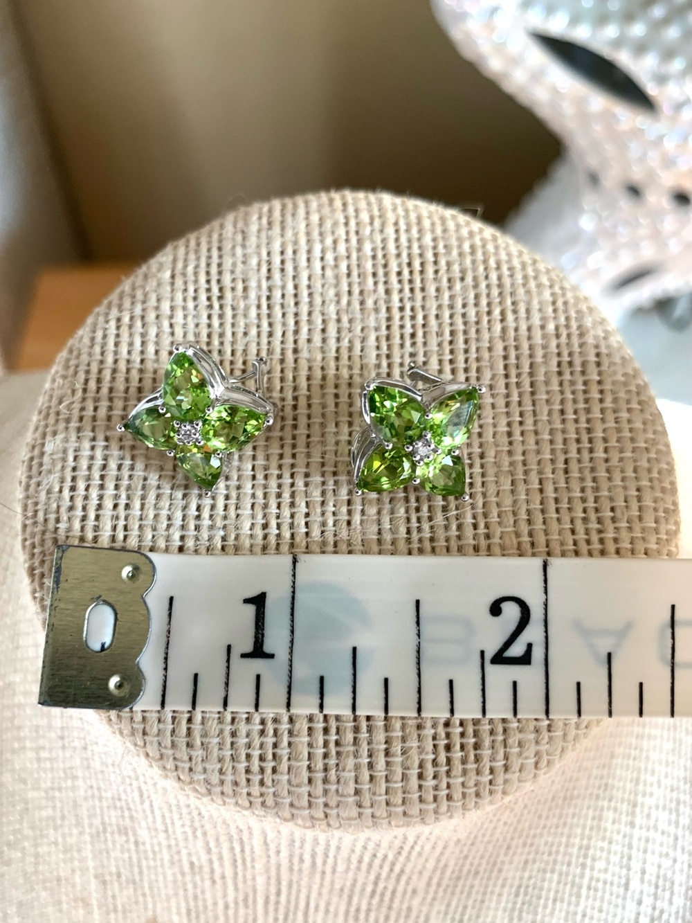 Green Peridot Gemstone Silver Flower Earrings - Picture 6 of 6